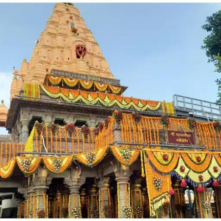 Hotel Mahakal Vishram, Ujjain Buitenkant foto