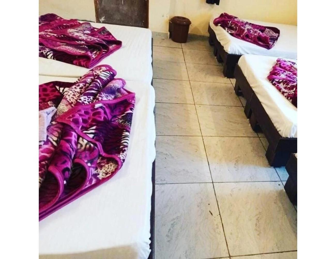 Hotel Mahakal Vishram, Ujjain Buitenkant foto